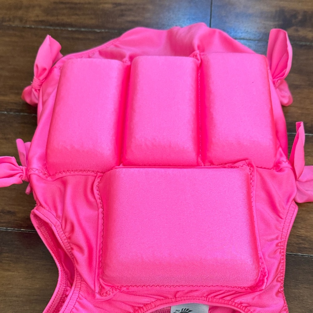 **Bundle** My Pool Pal and Old Navy Swim Set - Picture 6 of 9